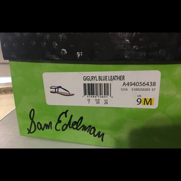 Sandals - Picture 2 of 2